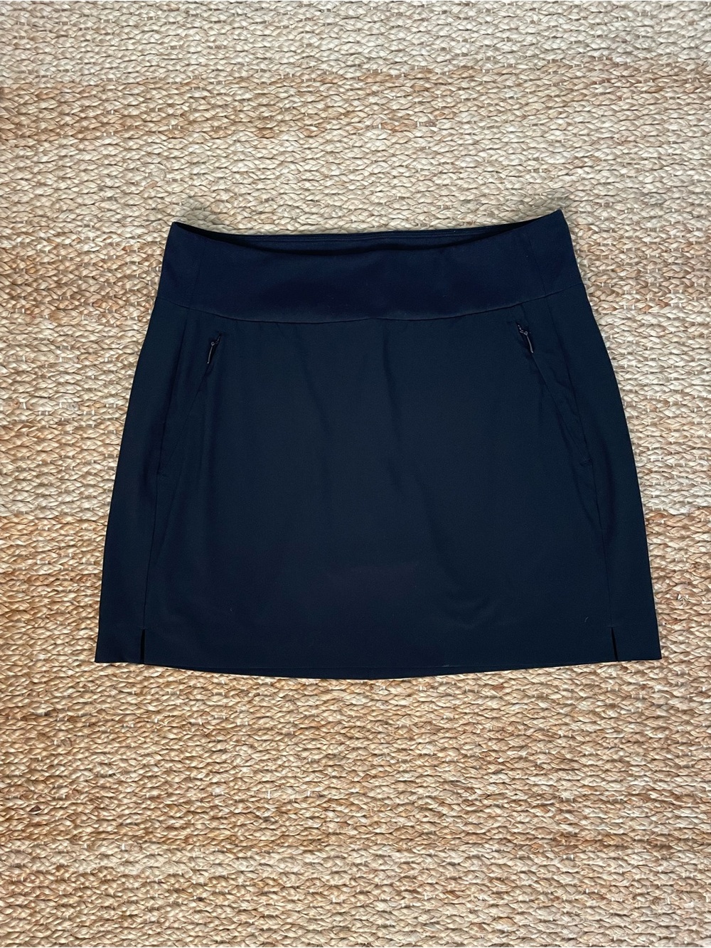 Athleta Black Active Skort Size 8 Athletic Tennis Golf Running Zipper Pockets